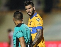 CONSTANTE. André-Pierre Gignac se caracteriza por ser un jugador que constantemente dialoga o reclama a los árbitros. IMAGO7