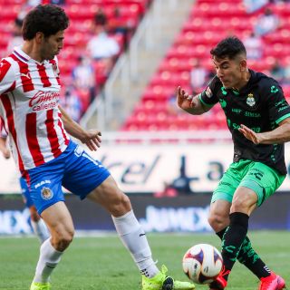 Santos, el rival más incómodo de Chivas en el Estadio Akron