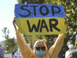 La Casa Blanca anunció nuevas sanciones contra Rusia y su aliado, Bielorrusia, incluyendo controles de exportación dirigidos a las refinerías de petróleo rusas. AP