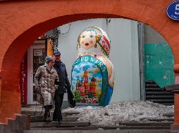 Rusia actualmente se encuentra bajo varias sanciones económicas, las cuales afectan al ciudadano común. EFE / Yuri Kotchevko