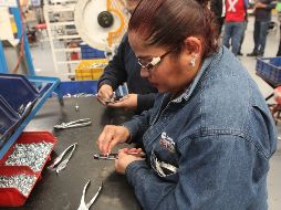 El IMSS también resaltó un incremento anual nominal del 9.5% en el salario promedio, que alcanzó los 470.4 pesos diarios. EL INFORMADOR / ARCHIVO