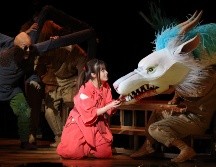 La adaptación se logró de forma fiel a los escenarios, vestuarios y personajes como “Sin Cara”, “Yubaba”, “Haku” y “Kamaji”, de Hayao Miyazaki. EFE/ TOHO