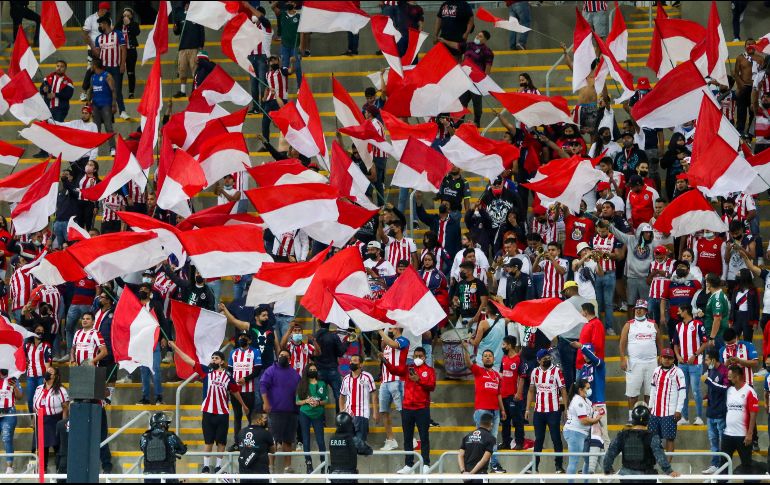 Para este fin de semana está programado el Clásico Nacional entre Chivas y América. IMAGO7