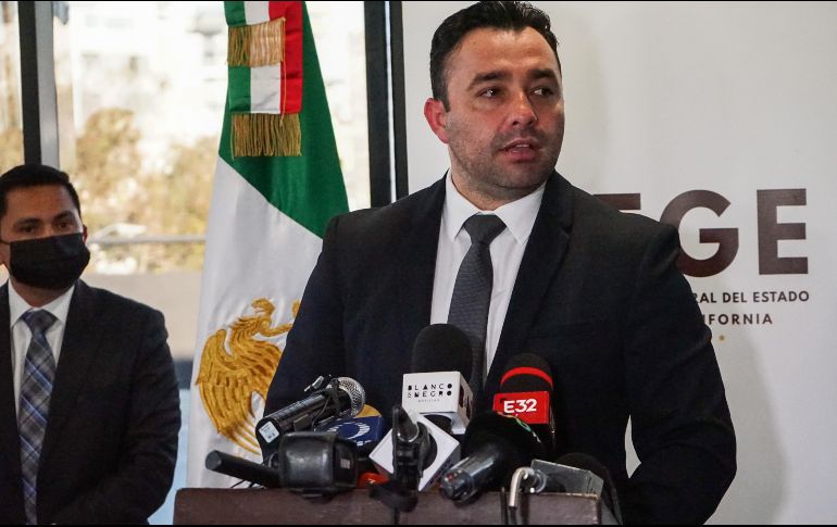 El fiscal general del Estado de Baja California, Iván Carpio Sánchez, habla durante una conferencia de prensa en Tijuana. EFE/J. Terriquez