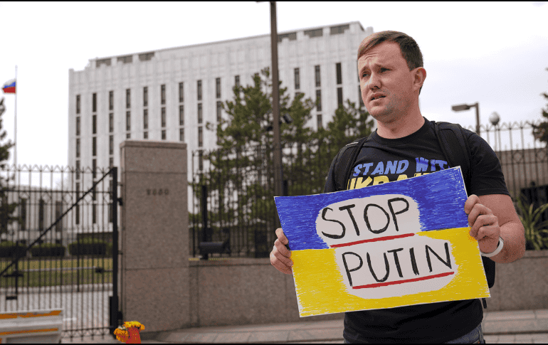 Sin manifestaciones. Múltiples ciudadanos rusos fueron arrestados por manifestarse contra la guerra ante Ucrania. AP