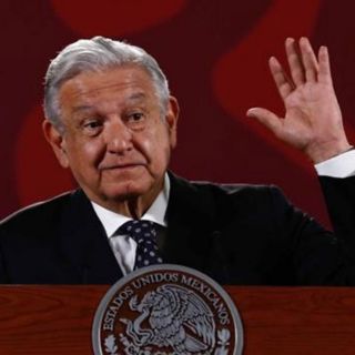 "Soy lo que soy" por mi mamá, asegura AMLO en el Día de la Mujer