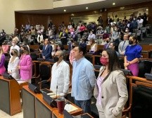 Los legisladores guardaron un minuto de silencio por el asesinato del diputado Jesús Zúñiga. TWITTER / @LegislativoJal