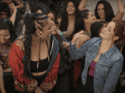 Diversas artistas han hecho piezas que exigen un alto a la violencia en contra de las mujeres, piezas que son motivación, abrazo y fuerza, como en el caso de Laura Guevara. YOUTUBE/Laura Guevara