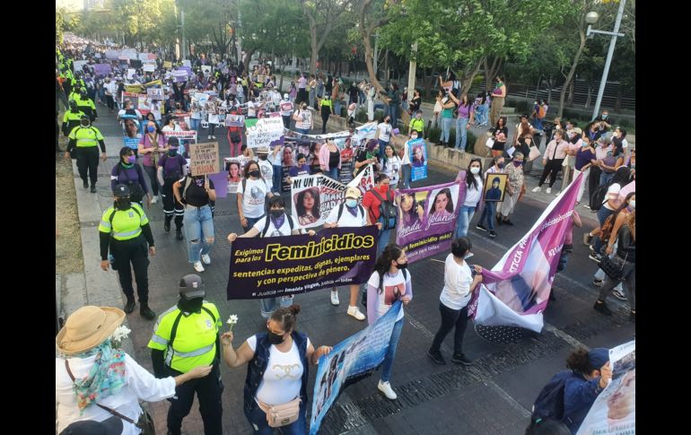 La segunda manifestación salió de la Glorieta de los desaparecidos hacia el Centro de Guadalajara. EL INFORMADOR/ G. GALLO