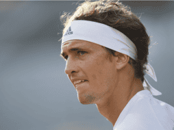 Temperamental. Si Alexander Zverev vuelve a tener un episodio similar al de Acapulco, podría ser suspendido por un periodo de ocho semanas. AFP/ M. Pimentel