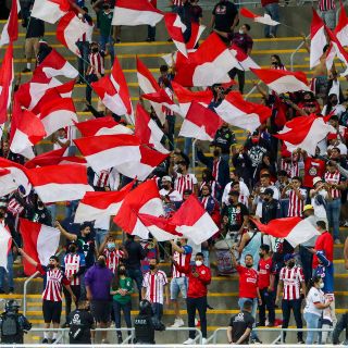 Chivas suspende a las porras del estadio y convoca a niños