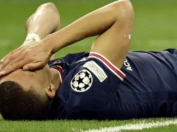 El futuro del futbolista con el PSG es incierto, pero Mbappé demuestra solidaridad con los parisienses sobre el partido perdido de la Champions League. AFP / J. Soriano