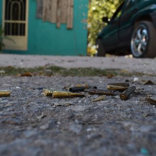 Lanzan "narcovolantes" desde aeronave en Teocaltiche