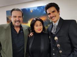 César Évora, Angélica Aragón y Lalo Barajas forman parte del elenco de la serie 
