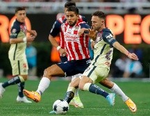 El Clásico Nacional de Chivas vs América inició sincontratiempos. AP