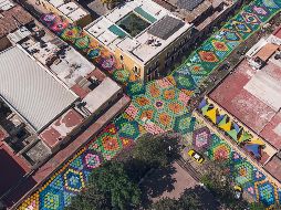 “Cielo tejido”. Esta obra fue creada con el esfuerzo de 200 participantes. Carlos Díaz Corona @photocardiarch