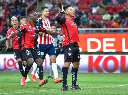 Atlas tiene prácticamente un año jugando bajo un esquema ya bien establecido, mientras que Chivas sigue con dudas, desde la directiva, cuerpo técnico y jugadores. IMAGO7
