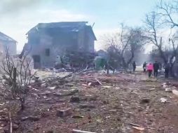 Las secuelas de un bombardeo ruso en un área residencial en Mariúpol. Reuters/Fuerzas Armadas de Ucrania