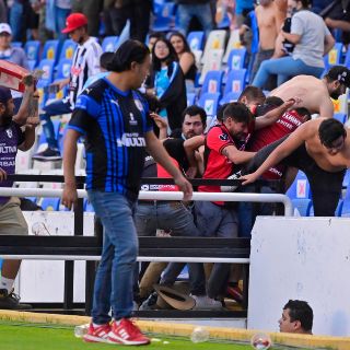 Querétaro vs Atlas: Suman 25 detenidos por violencia en La Corregidora