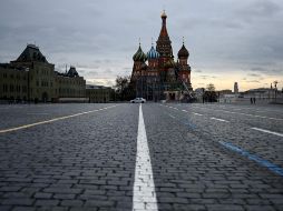 Marina Ovsiannikova es empleada de la televisión Pervy Kanal. El lunes irrumpió en el noticiero y detrás de la presentadora mostró una pancarta en la que se leía: 