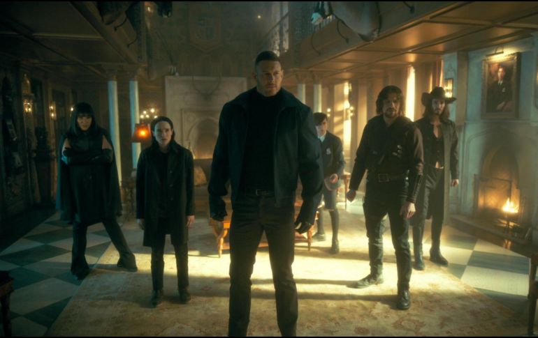 El elenco de “The Umbrella Academy” está compuesto por Ellito Page, Aidan Gallagher, Robert Sheehanm entre otros. CORTESÍA / NETFLIX