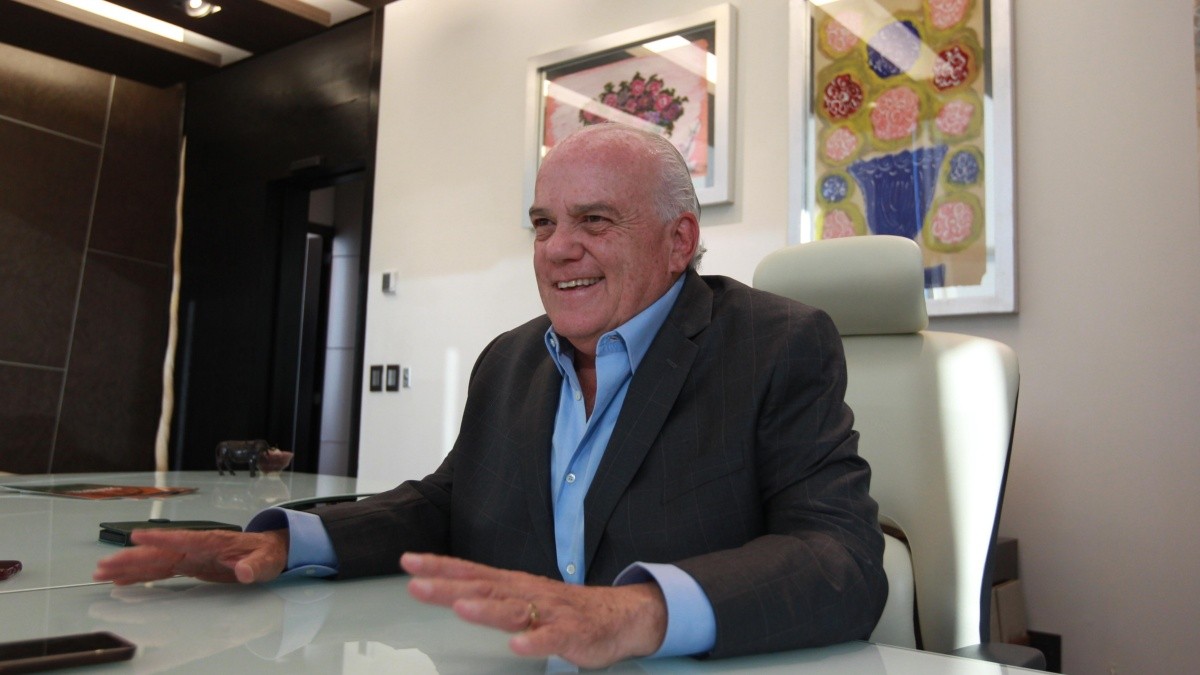 Horacio Fernández dona sueldo como diputado a causas sociales | El  Informador