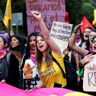 Acoso sexual: Exponen a hombres vendedores de "packs" de mujeres en Oaxaca