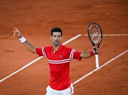 El serbio se ha consagrado campeón de Roland Garros en dos ocasiones y acumula 20 títulos de Grand Slam. AFP / ARCHIVO