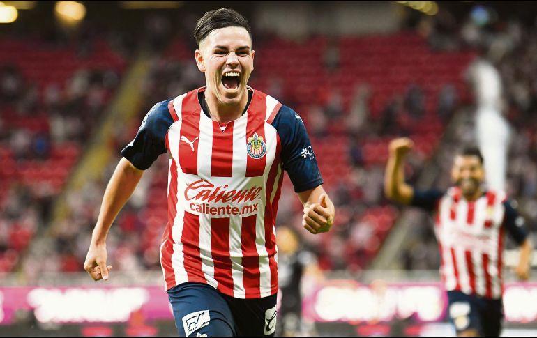 Cantera. El mediocampista Alan Eduardo Torres es uno de los elementos de las Fuerzas Básicas del Rebaño que podría tener actividad en el Clásico Tapatío. Imago7