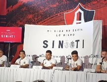 Jugadores como el capitán Aldo Rocha y Julio Furch por Atlas y Fernando Beltrán por el Rebaño Sagrado, fueron los encargados de emitir un mensaje para la afición. EL INFORMADOR