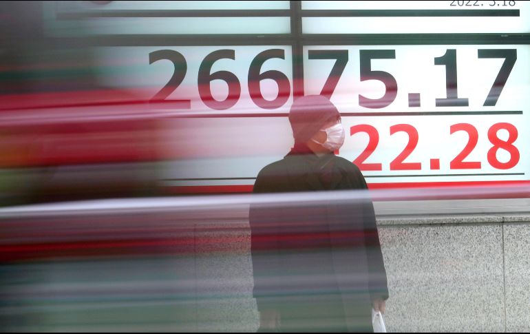 Casi todos los sectores terminaron en verde, encabezados por el tecnológico, el de bienes de consumo no esenciales y el de telecomunicaciones. AP/E. Hoshiko