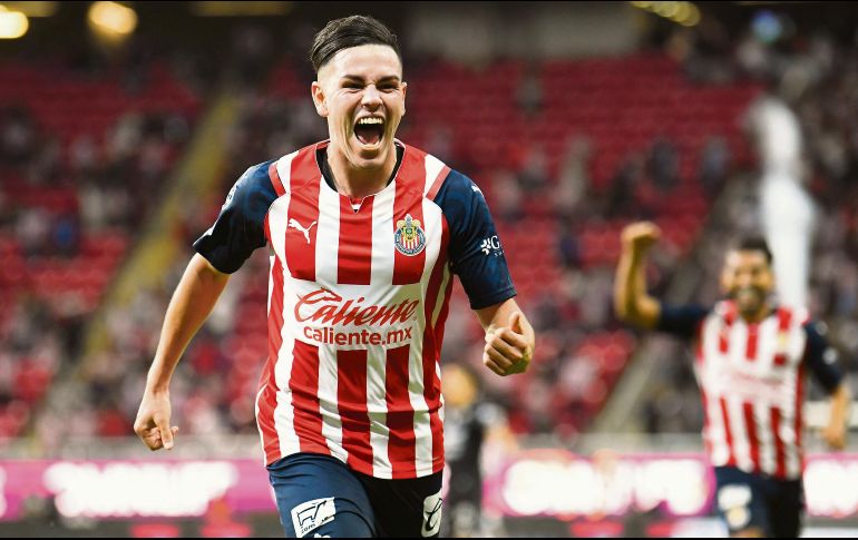 Precisión. Los futbolistas de Chivas generan oportunidades, pero sus tiros no son eficientes. Imago7
