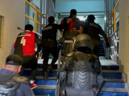 Fuera de estas detenciones y expulsiones del Estadio, puntualizó el comisario, no hubo mayores incidentes de inseguridad. CORTESÍA