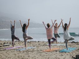 Hoy es el Día Internacional del Yoga. ESPECIAL/Photo by Kaylee Garrett on Unsplash.