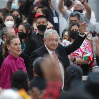 AIFA se inaugura pese a resistencias de los grupos de interés: AMLO