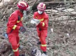 Autoridades usarán drones y personal en tierra para intentar localizar las cajas negras. AFP