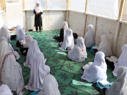 La comunidad internacional hizo del acceso de las niñas a la educación un punto fundamental en las negociaciones sobre la ayuda y el reconocimiento del régimen de los islamistas fundamentalista. EFE