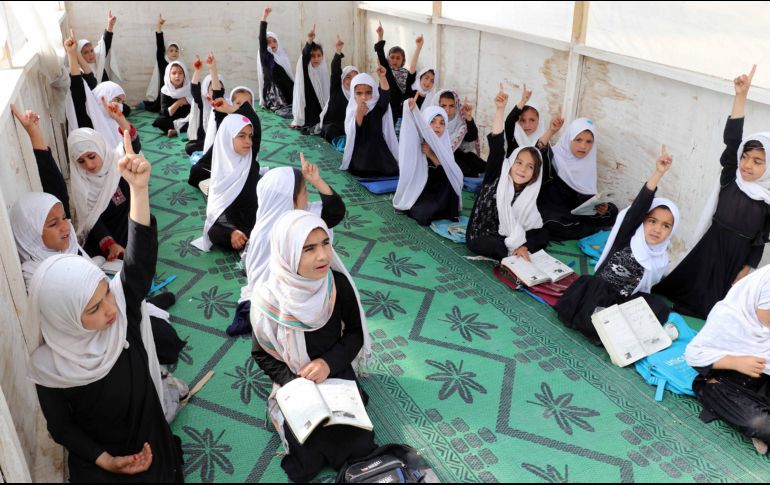 Los talibanes mantuvieron este miércoles el cierre de las escuelas para las niñas de secundaria. EFE