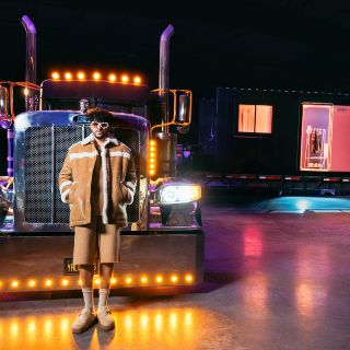 Bad Bunny: Alquilan el famoso camión del cantante en Airbnb