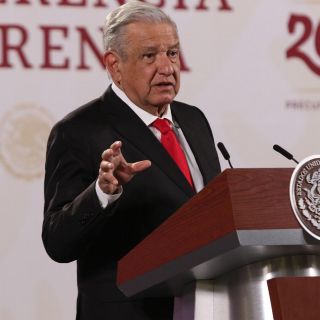 "Me gustaría que lo visiten", responde AMLO ante críticas al AIFA