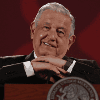 AMLO se adelanta a Banxico; "se tendrá tasa de interés de 6.5%", dice