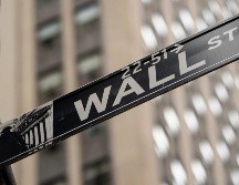 El índice S&P 500 subió 1.1%, el promedio industrial Dow Jones avanzó 1% y el tecnológico Nasdaq ganó 1.9% este día. AP/ARCHIVO