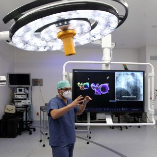 Con Centro Híbrido, Hospital Puerta de Hierro supera los mil procedimientos