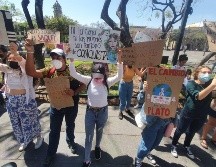 Se manifiestan frente al Congreso por cambio climático (VIDEO)