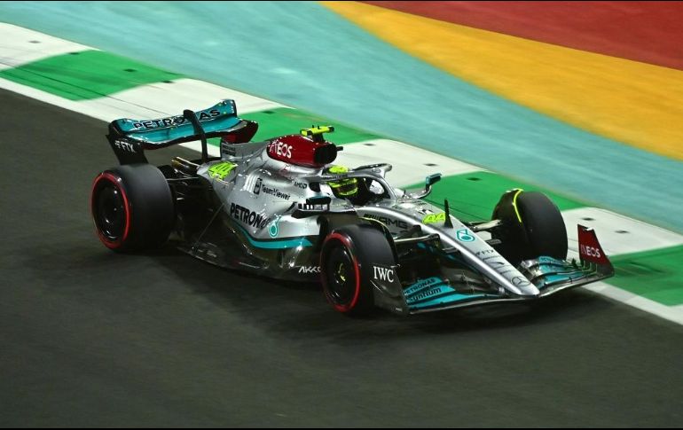 Lewis Hamilton no pasó del decimosexto mejor tiempo, en una ronda en la que solo los 15 mejores se clasifican a Q2. AFP / A. Isakovic