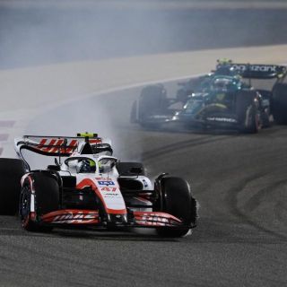 ¡Bandera roja! Mick Schumacher sufre aparatoso accidente en la clasificación en Yeda