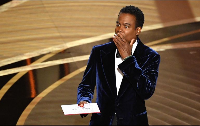 Chris Rock recibió un golpe de Will Smith durante la ceremonia de los Premios Oscar 2022. AFP / R. Beck