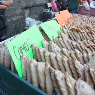 Semana Santa 2022: Dan luz verde a la venta de deliciosas empanadas en el Centro tapatío