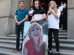 Familiares y amigos de Alejandra Cuevas convocaron a los ciudadanos a plantarse en las puertas de la Suprema Corte de Justicia este lunes. SUN