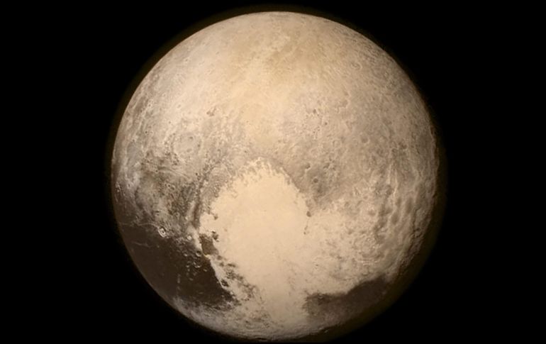 Plutón siempre ha generado controversias. En 2006, la Unión Astronómica Internacional lo clasificó como 